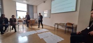 Uczestnicy warsztatów podczas zajęć