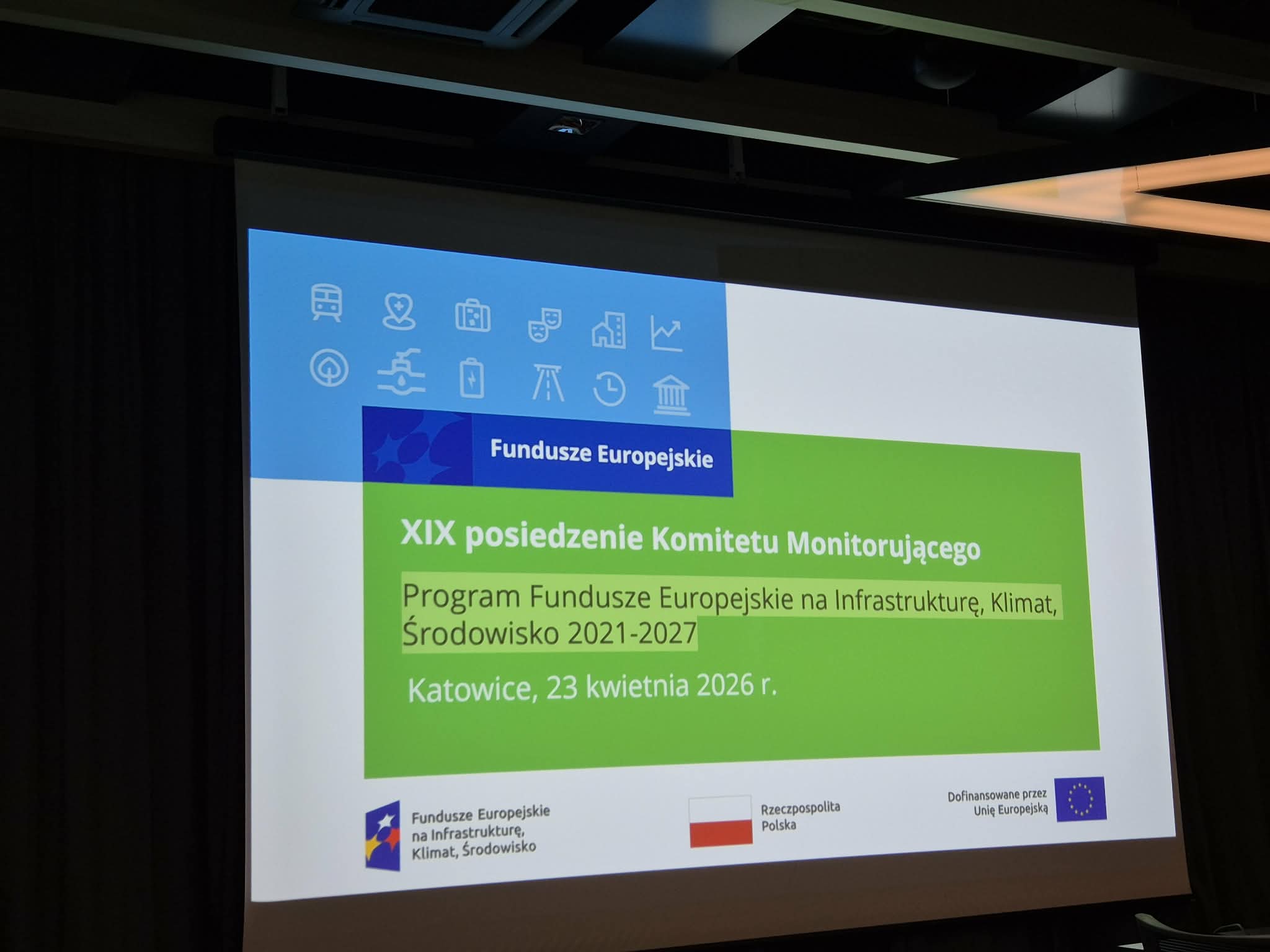 Slajd tytułowy prezentacji na Komitecie Monitorującym