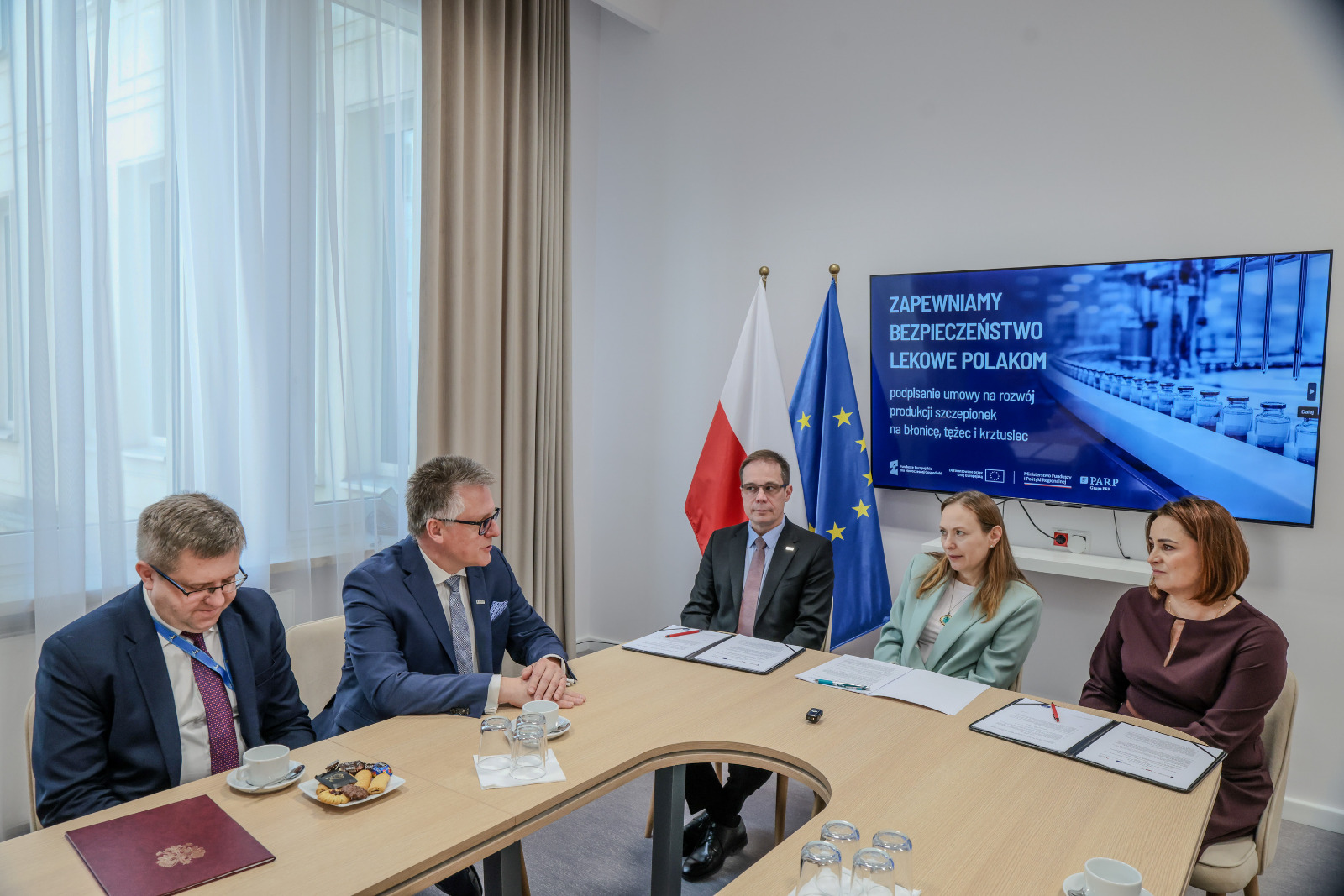 Katarzyna Pałczyńska-Nałęcz, minister funduszy i polityki regionalnej podczas spotkania