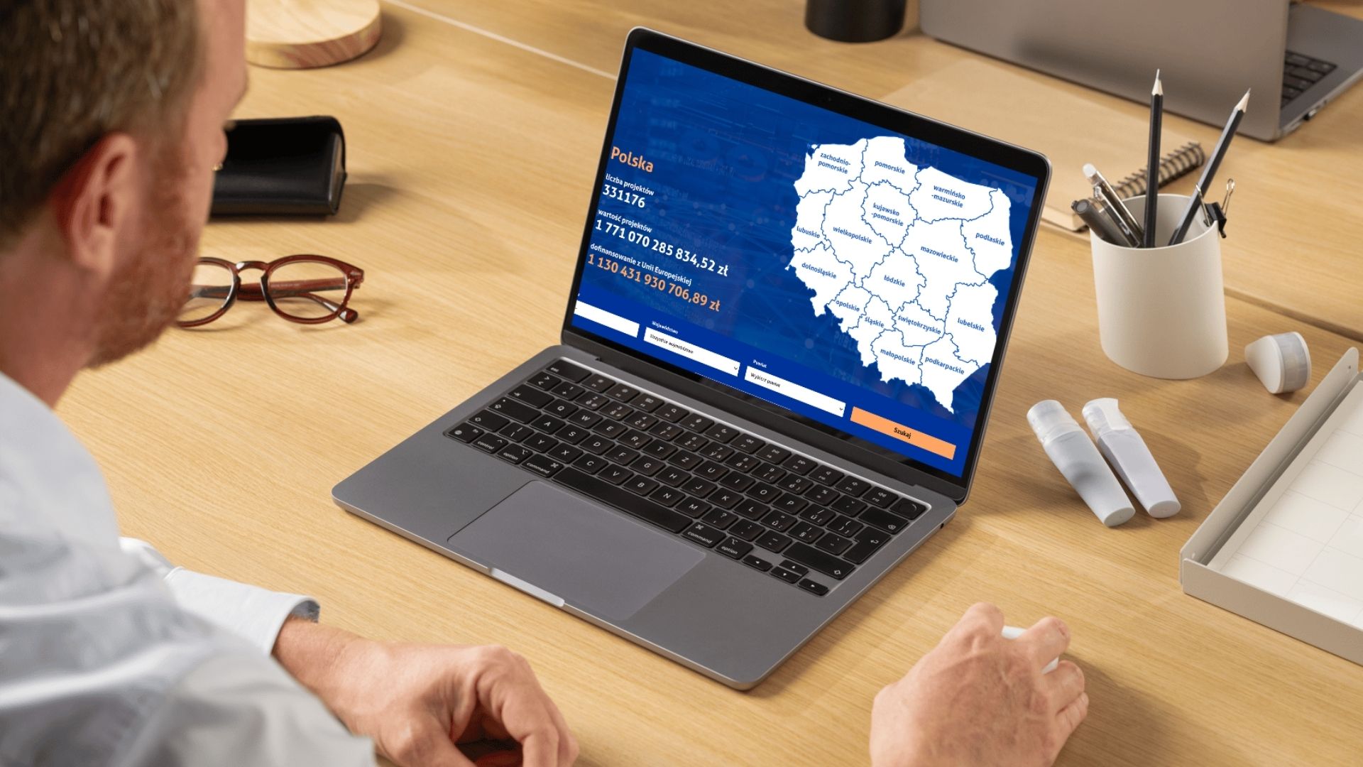 Mapa Dotacji na ekranie laptopa